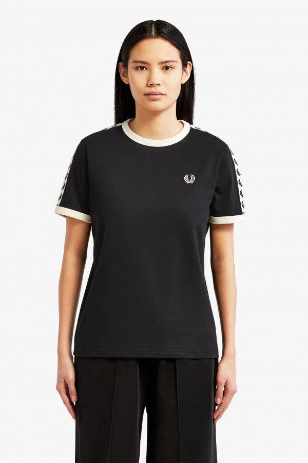 Deffort Store Fotos FredPerry Mujer temporada 2024